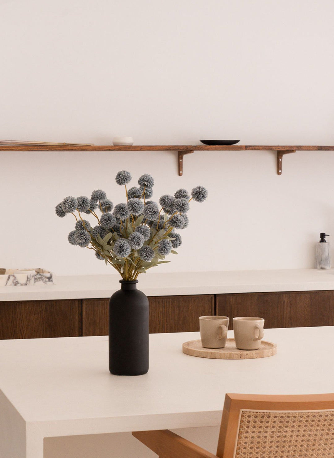 Zijden Kiku Bloemen - Blauwgrijs (10 stengels/ 50 bloemhoofdjes)