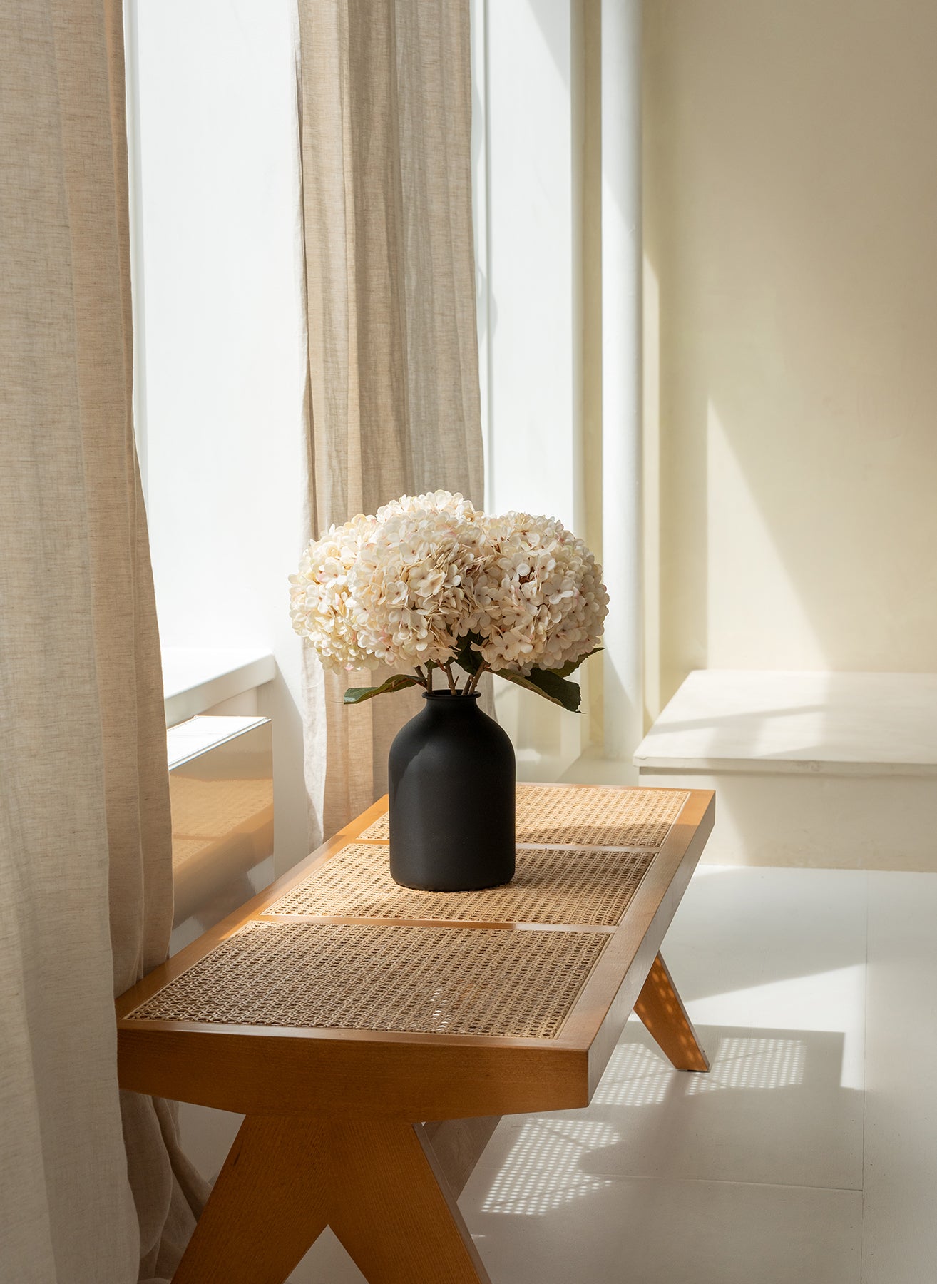 Grote Zijden Hortensia - Crème